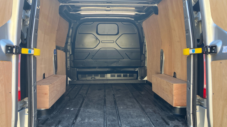 Ford Transit Custom 280 L1 Diesel Fwd 2.0 EcoBlue 130ps Low Roof Limited Van